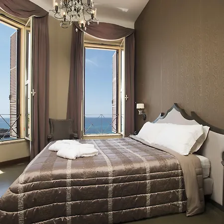 Mosca Charming House 3* Αλγκέρο