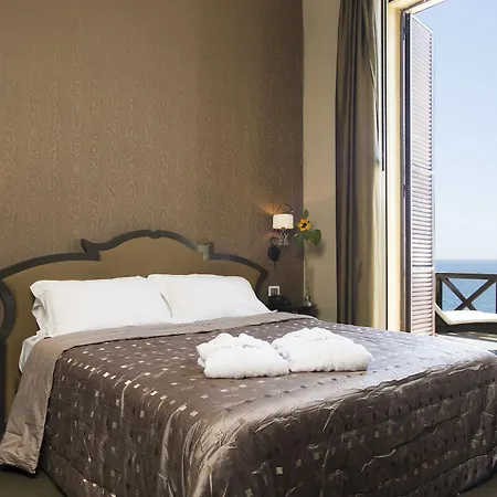 Mosca Charming House Bed and Breakfast Αλγκέρο