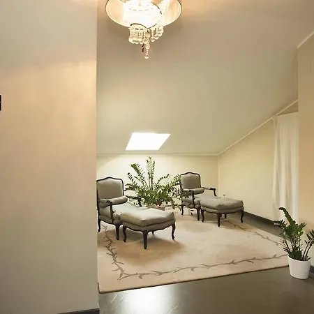 Mosca Charming House Αλγκέρο