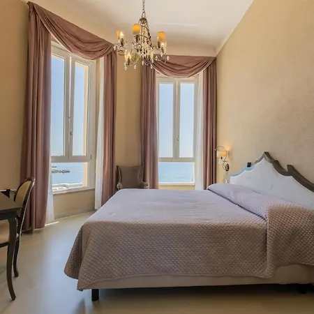 Mosca Charming House 3* Αλγκέρο