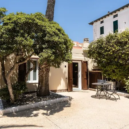 Mosca Charming House Bed and Breakfast